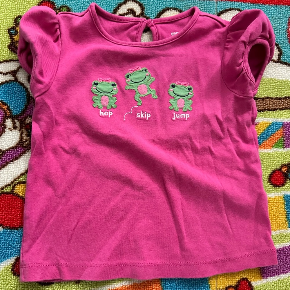 Girls 👧 Gymboree frog 🐸 tee.
